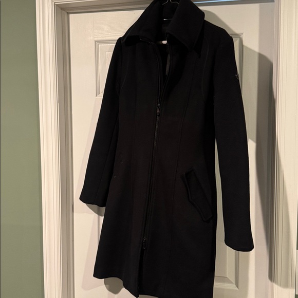 Victorinox Dark Navy Jacket. Like new - Picture 6 of 16